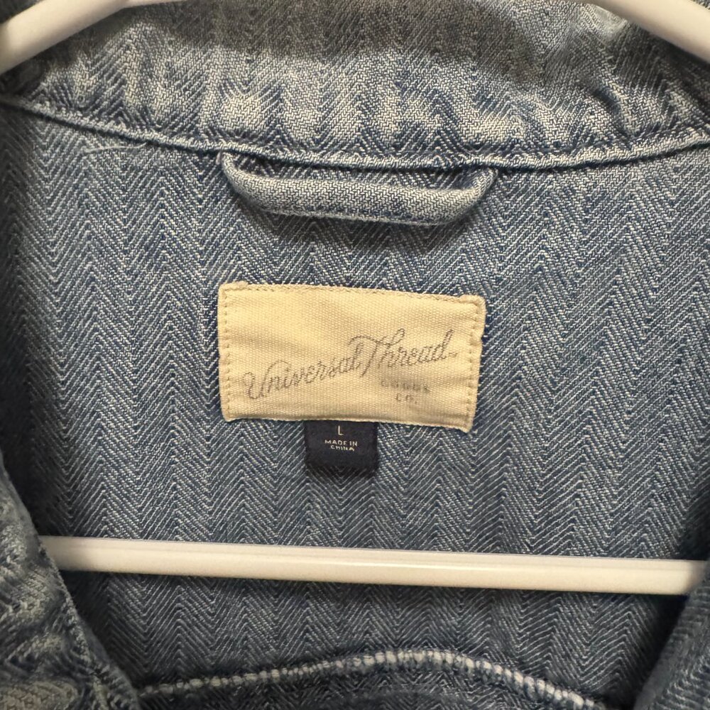 Universal Thread Jean Jacket - Picture 2 of 2
